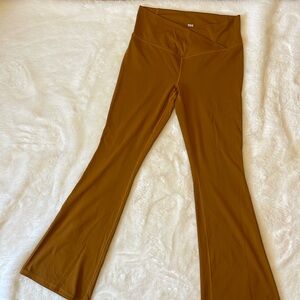 DSG Camel Crossover Waist Flare Leggings
